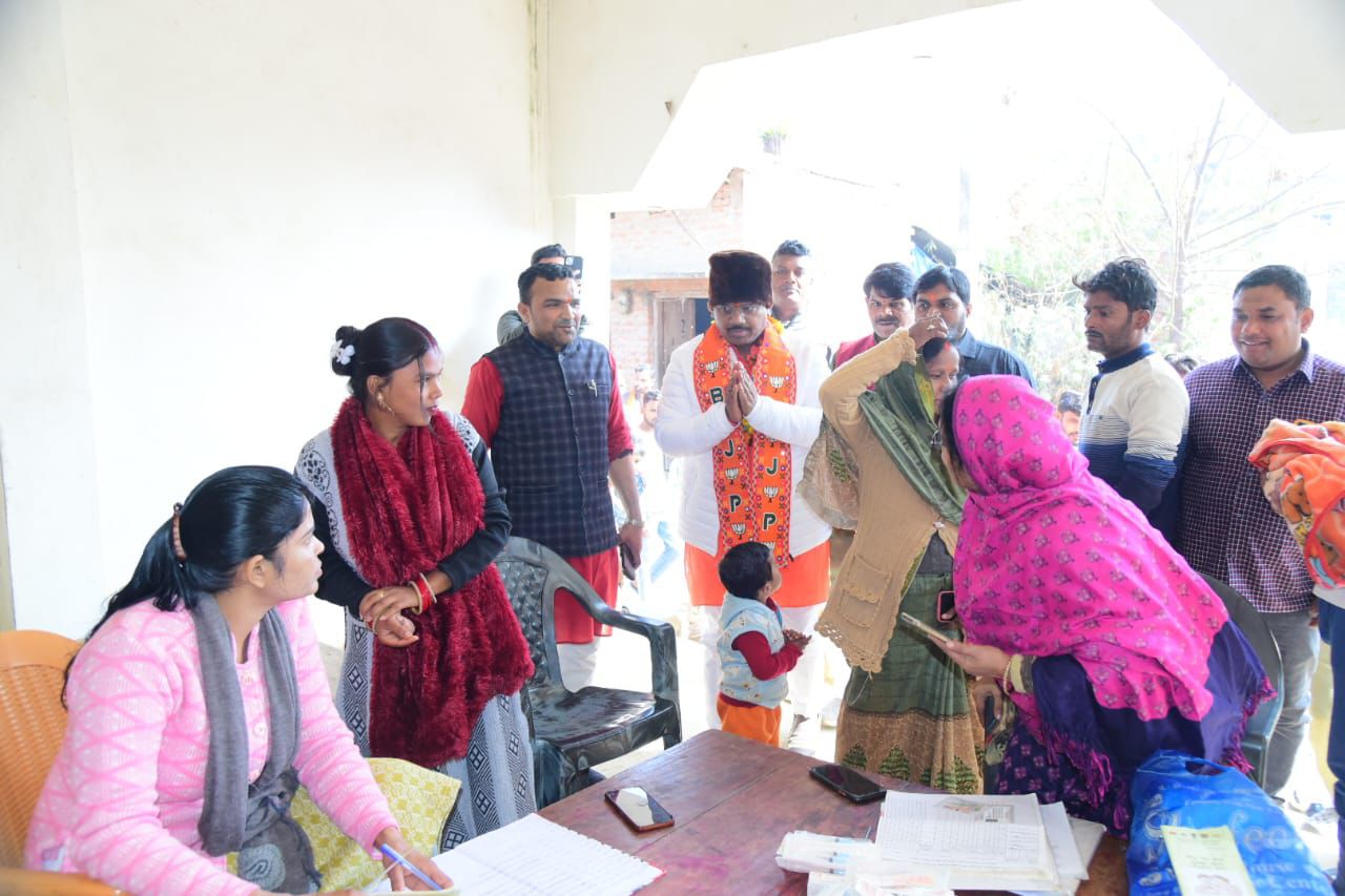 सरकार की योजनाओं का लाभ शत प्रतिशत पात्रों को दिलाना हमारा संकल्प : चंद्रभानु पासवान