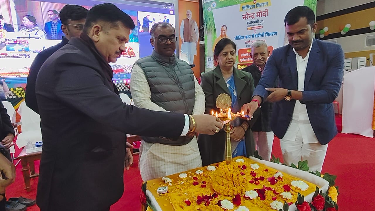 खतौनी की तरह एक वैध दस्तावेज है, जो ग्रामीणों को उनके घर का कानूनी अधिकार प्रदान करता है: गिरीश चंद्र यादव खतौनी की तरह एक वैध दस्तावेज है, जो ग्रामीणों को उनके घर का कानूनी अधिकार प्रदान करता है: गिरीश चंद्र यादव