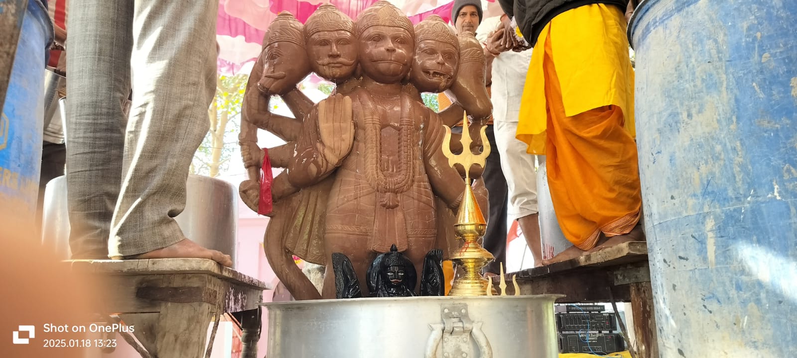 पंचमुखी हनुमान एवं शनि देव भगवान की हुई प्राण प्रतिष्ठा