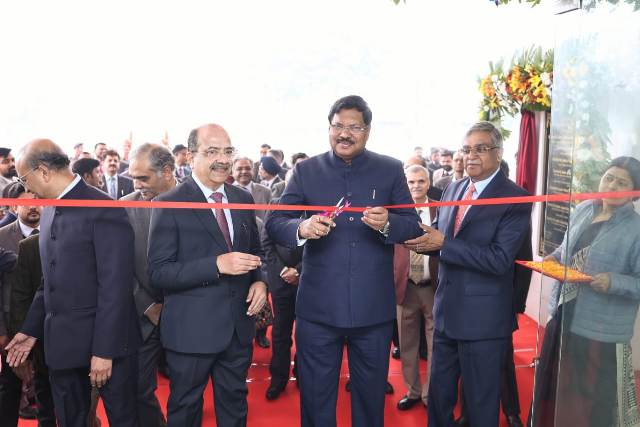 राज्य विधिक सेवा प्राधिकरण के नवनिर्मित भवन का उद्घाटन करते न्यायमूर्ति भूषण रामकृष्ण राज्य विधिक सेवा प्राधिकरण के नवनिर्मित भवन का उद्घाटन करते न्यायमूर्ति भूषण रामकृष्ण