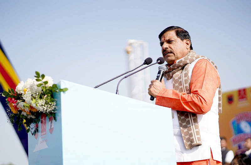 मुख्यमंत्री डॉ. मोहन यादव ने भोपाल की आर्मी मैराथन में शामिल धावकों, नागरिकों और सैन्य ऑफीसरों को संबोधित किया मुख्यमंत्री डॉ. मोहन यादव ने भोपाल की आर्मी मैराथन में शामिल धावकों, नागरिकों और सैन्य ऑफीसरों को संबोधित किया
