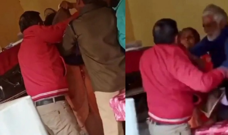 तहसील में क्लर्क ने महिला को थप्पड मारे- जूतों से पीटा तहसील में क्लर्क ने महिला को थप्पड मारे- जूतों से पीटा