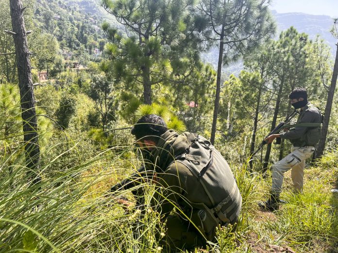 सुरक्षाबलों ने कठुआ के बिलावर इलाके में तलाशी अभियान किया शुरू सुरक्षाबलों ने कठुआ के बिलावर इलाके में तलाशी अभियान किया शुरू