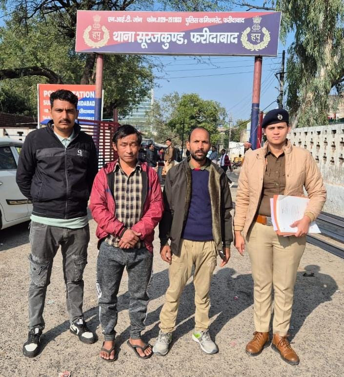 पुलिस द्वारा गिरफ्तार किए गए आरोपीगण पुलिस द्वारा गिरफ्तार किए गए आरोपीगण