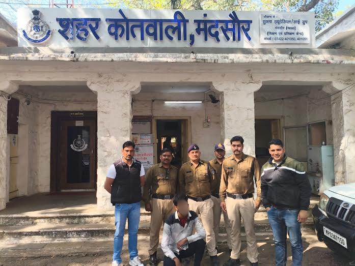 शहर कोतवाली पुलिस ने अपह्त की गई बालिका का पता लगाया जाकर आरोपी को किया गिरफ्तार शहर कोतवाली पुलिस ने अपह्त की गई बालिका का पता लगाया जाकर आरोपी को किया गिरफ्तार