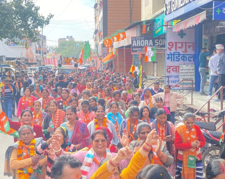 बीजेपी की मोटरसायकिल रैली बीजेपी की मोटरसायकिल रैली