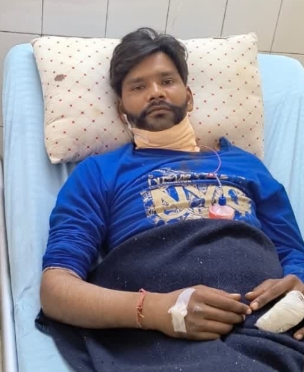 चपेट में आया युवक चपेट में आया युवक