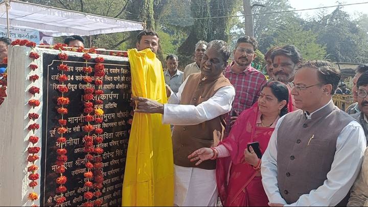 रायसेनः विधायक डॉ चौधरी ने किया ऑक्सीजन पार्क का लोर्कापण रायसेनः विधायक डॉ चौधरी ने किया ऑक्सीजन पार्क का लोर्कापण