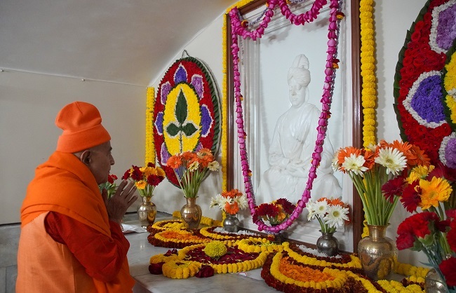 स्वामीजी की जयंती स्वामीजी की जयंती