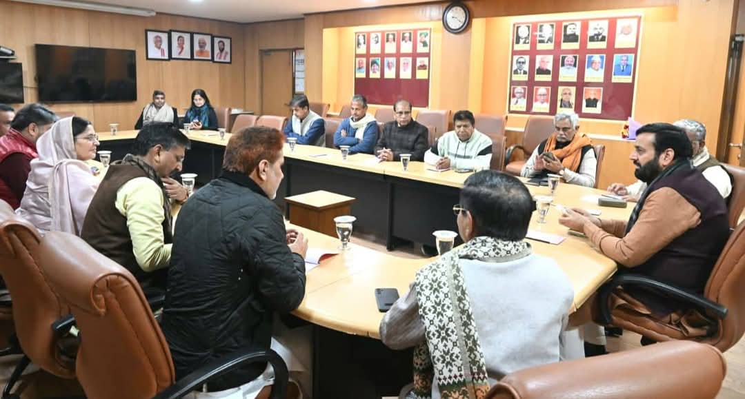 हरियाणा के मुख्यमंत्री नायब सैनी दिल्ली में हरियाणा भाजपा नेताओं की बेठक लेते हुए हरियाणा के मुख्यमंत्री नायब सैनी दिल्ली में हरियाणा भाजपा नेताओं की बेठक लेते हुए
