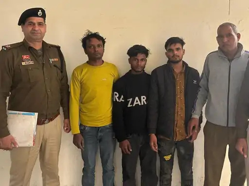 पलवल पुलिस की गिरफ्त में आरोपी। पलवल पुलिस की गिरफ्त में आरोपी।
