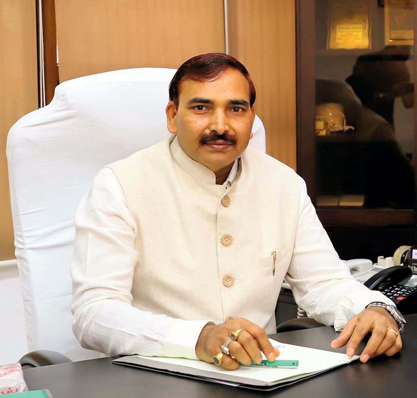 गुरु जम्भेश्वर विश्वविद्यालय के कुलपति प्रो. नरसी राम बिश्नोई। गुरु जम्भेश्वर विश्वविद्यालय के कुलपति प्रो. नरसी राम बिश्नोई।
