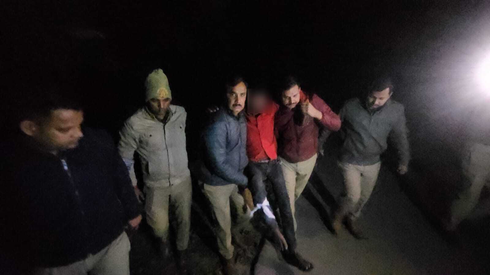 गिरफ्तार आरोपी गिरफ्तार आरोपी