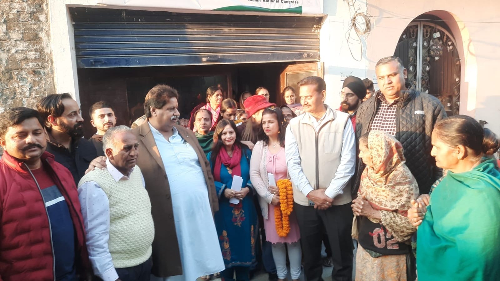 रमन भल्ला ने भाजपा की नीतियों की आलोचना की, जम्मू-कश्मीर के कल्याण के लिए कांग्रेस की प्रतिबद्धता दोहराई रमन भल्ला ने भाजपा की नीतियों की आलोचना की, जम्मू-कश्मीर के कल्याण के लिए कांग्रेस की प्रतिबद्धता दोहराई