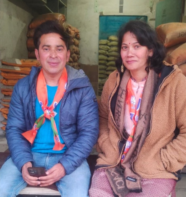अल्मोड़ा नगर निगम में पहली बार पति पत्नी ने हासिल की जीत ,बना अनोखा रिकार्ड अल्मोड़ा नगर निगम में पहली बार पति पत्नी ने हासिल की जीत ,बना अनोखा रिकार्ड