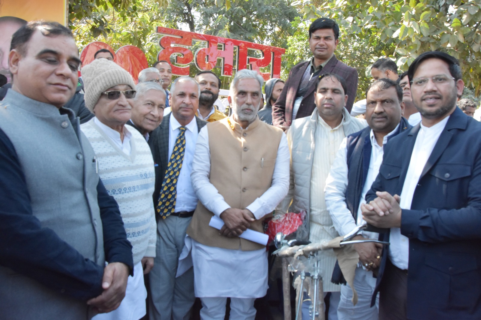 पंडित दीनदयाल चौक पर क्लॉक टॉवर का किया उदघाटन पंडित दीनदयाल चौक पर क्लॉक टॉवर का किया उदघाटन