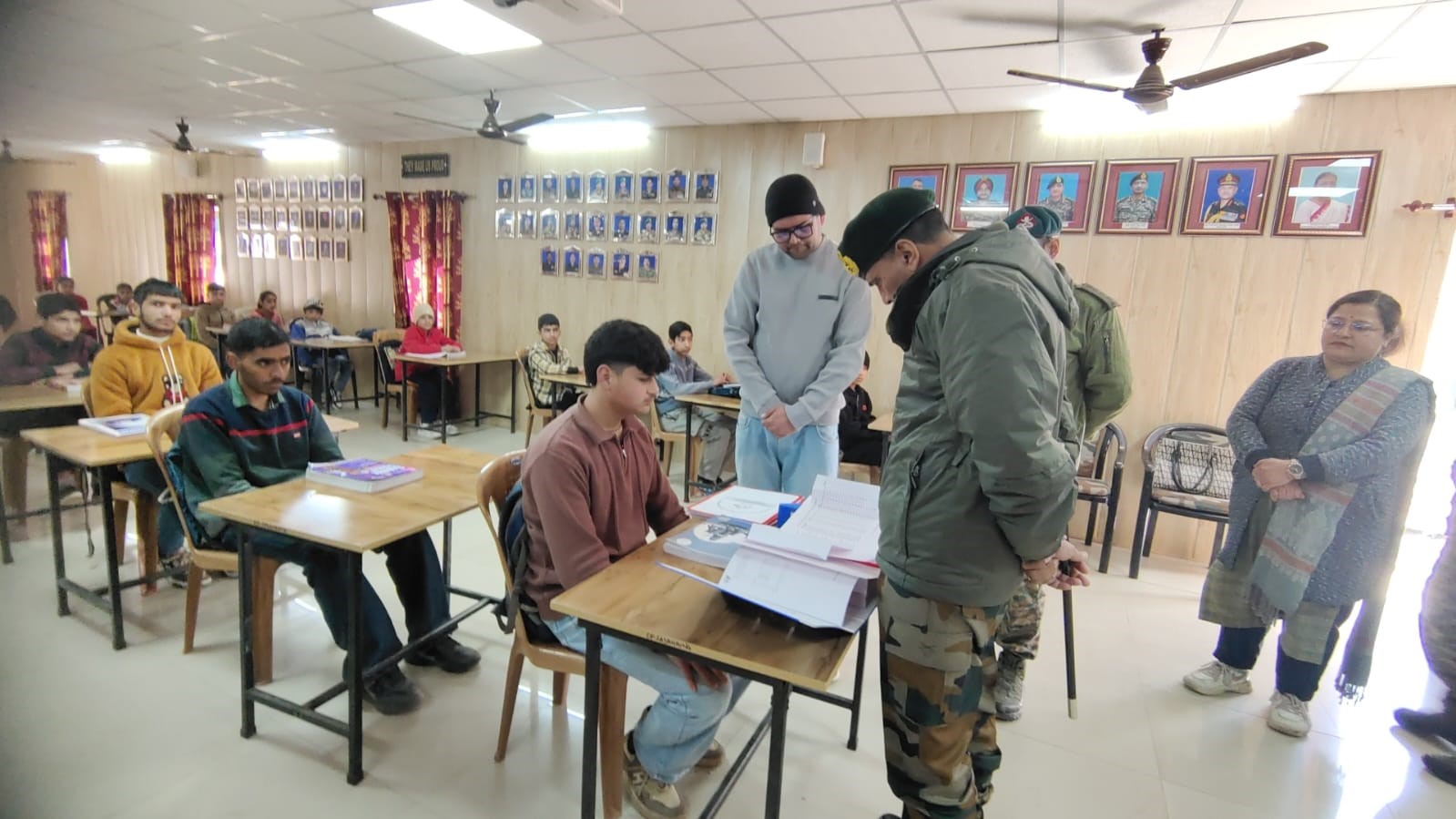 किश्तवाड़ में सैनिक स्कूल कोचिंग कार्यक्रम पूरा किया किश्तवाड़ में सैनिक स्कूल कोचिंग कार्यक्रम पूरा किया