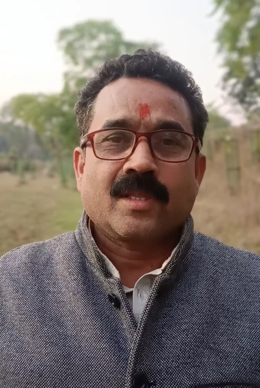 Shyam sundar gupta jankari dete huewe Shyam sundar gupta jankari dete huewe