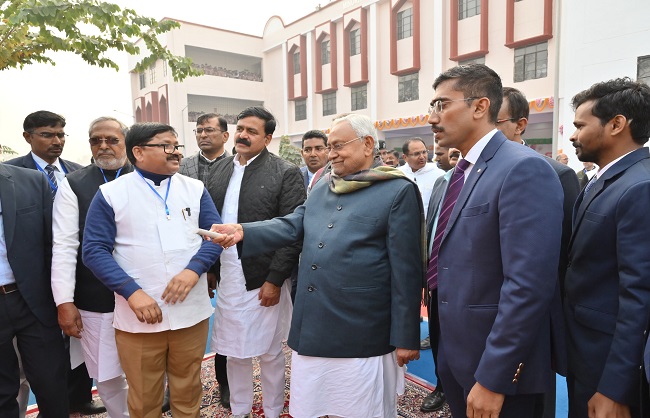 मुख्यमंत्री किशनगंज में प्रगति यात्रा के दौरान मुख्यमंत्री किशनगंज में प्रगति यात्रा के दौरान