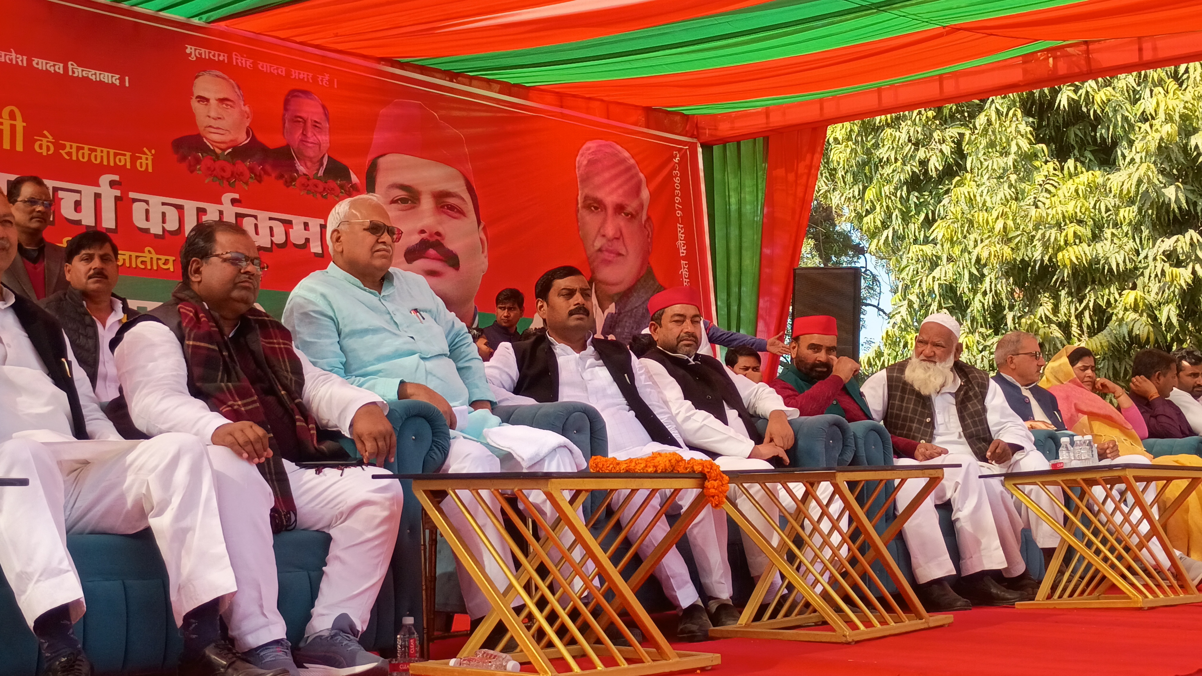 संविधान को बचाने के लिए जो भी रास्ता अपनाना पड़ेगा सपा पार्टी वो रास्ता अपना आएगी :बाबु सिंह कुशवाहा संविधान को बचाने के लिए जो भी रास्ता अपनाना पड़ेगा सपा पार्टी वो रास्ता अपना आएगी :बाबु सिंह कुशवाहा