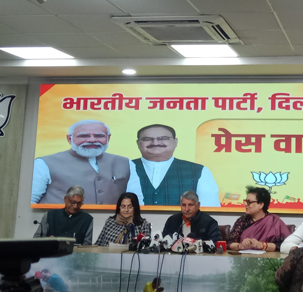 हरियाणा भाजपा सांसद ने केजरीवाल का आरोपो की आलोचना की हरियाणा भाजपा सांसद ने केजरीवाल का आरोपो की आलोचना की