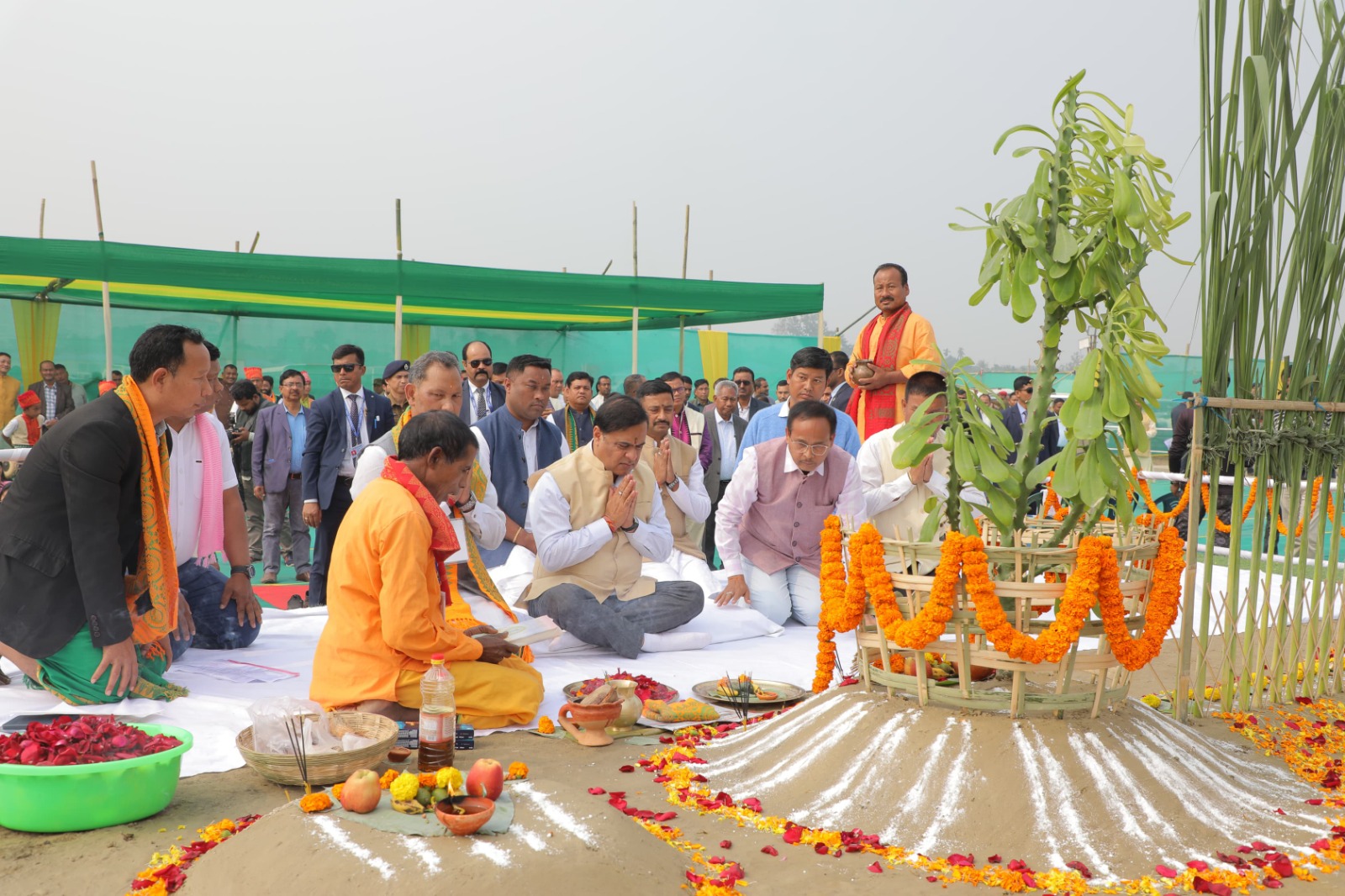 कोकराझार में बथौ पूजा समारोह में शामिल हुए मुख्यमंत्री। कोकराझार में बथौ पूजा समारोह में शामिल हुए मुख्यमंत्री।