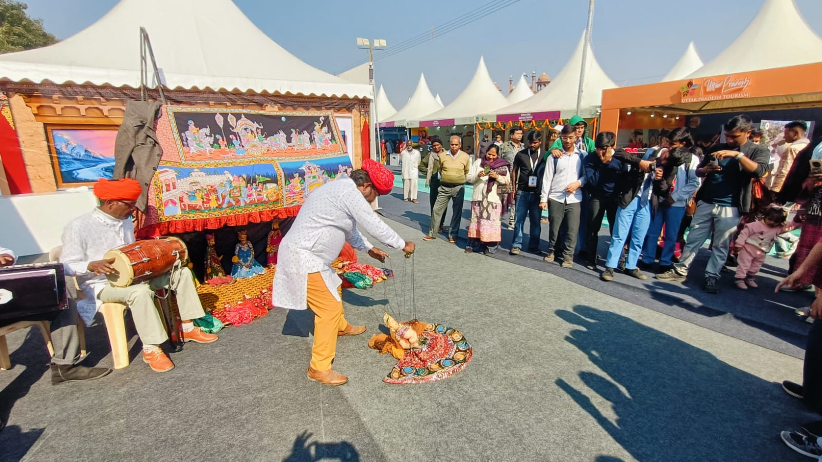 नई दिल्ली के लाल किला प्रांगण में आयोजित छह दिवसीय भारत पर्व नई दिल्ली के लाल किला प्रांगण में आयोजित छह दिवसीय भारत पर्व