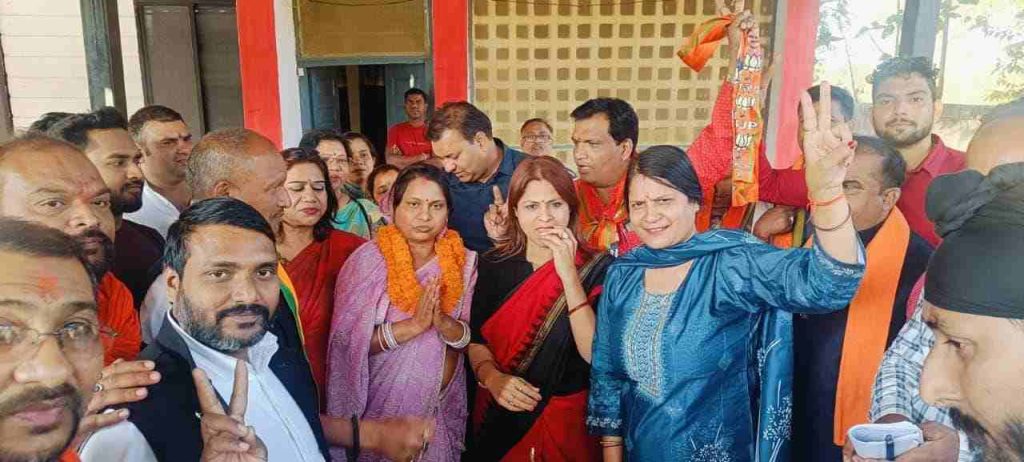 भाजपा प्रत्याशी शिवमती नीतू पटेल