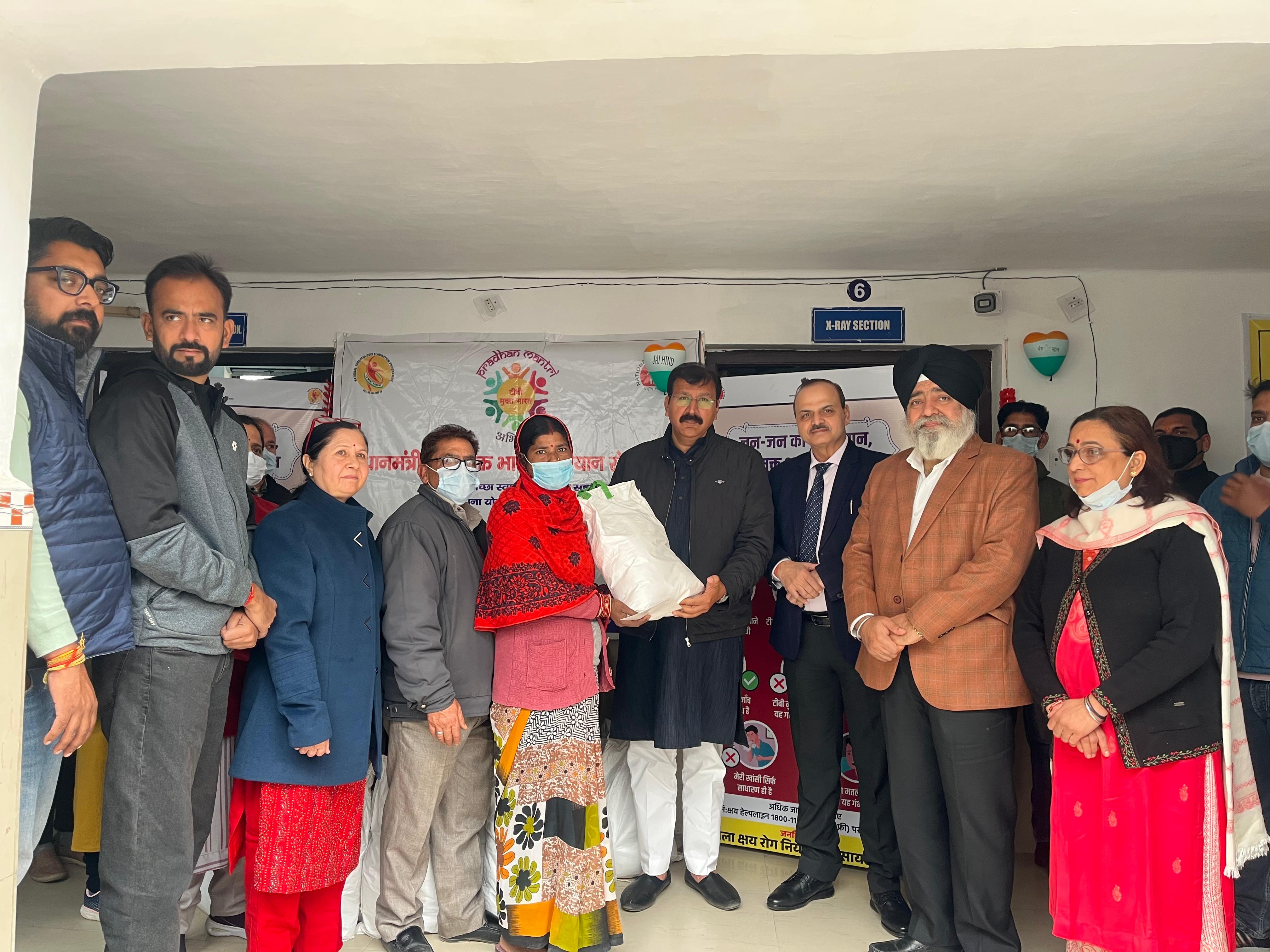 टीबी मुक्त भारत अभियान में जम्मू को टीबी मुक्त करने का संकल्प लिया टीबी मुक्त भारत अभियान में जम्मू को टीबी मुक्त करने का संकल्प लिया