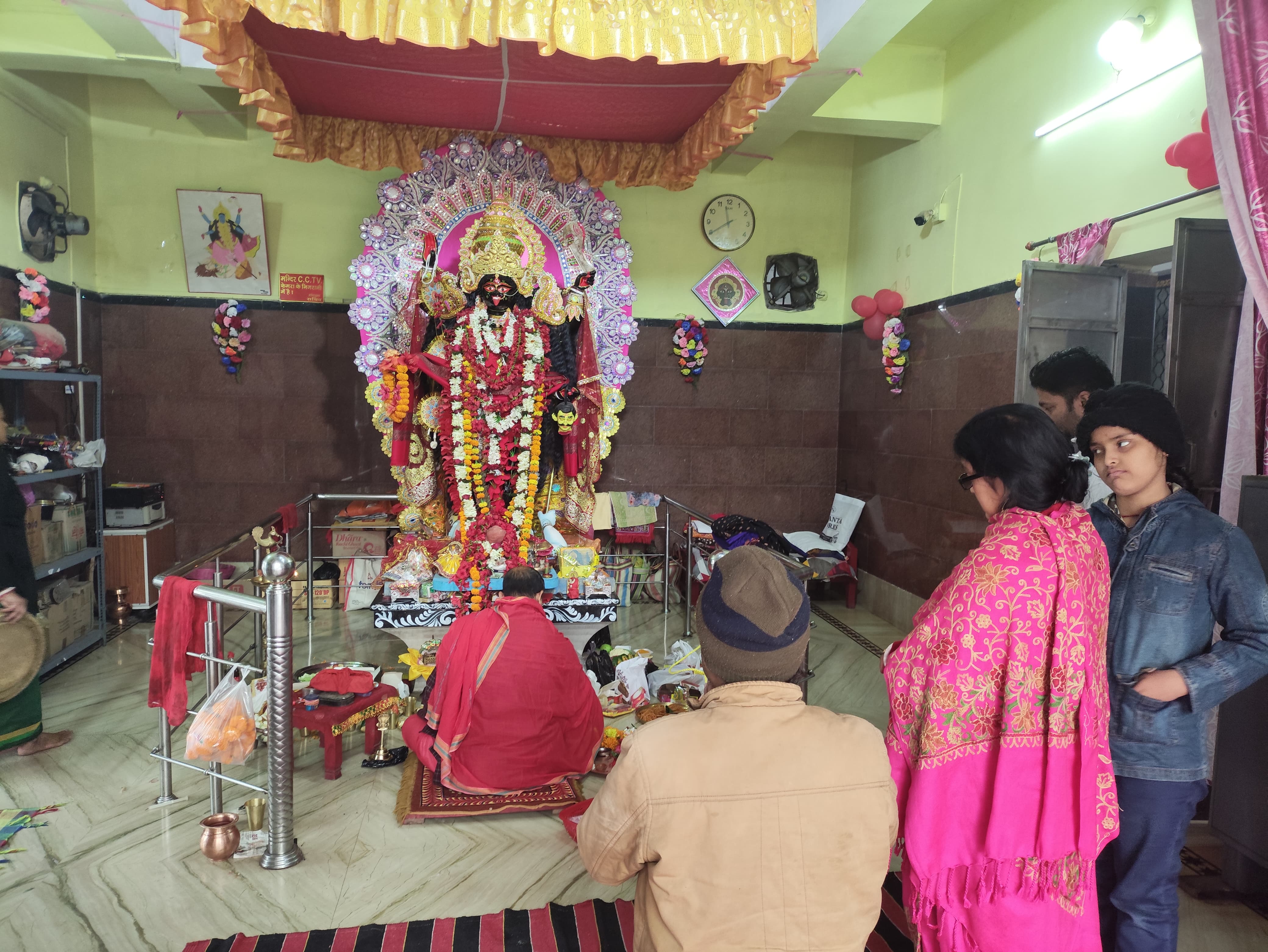 बूढ़ी काली मंदिर सहित विभिन्न मंदिरों में अमावस्या पर हुई पूजा बूढ़ी काली मंदिर सहित विभिन्न मंदिरों में अमावस्या पर हुई पूजा