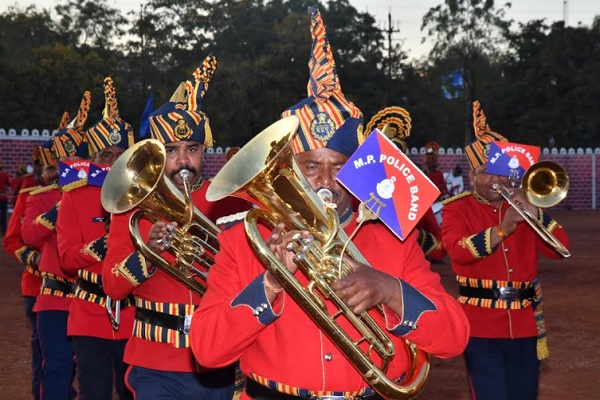 लाल परेड मैदान में बीटिंग द रिट्रीट समारोह आज लाल परेड मैदान में बीटिंग द रिट्रीट समारोह आज