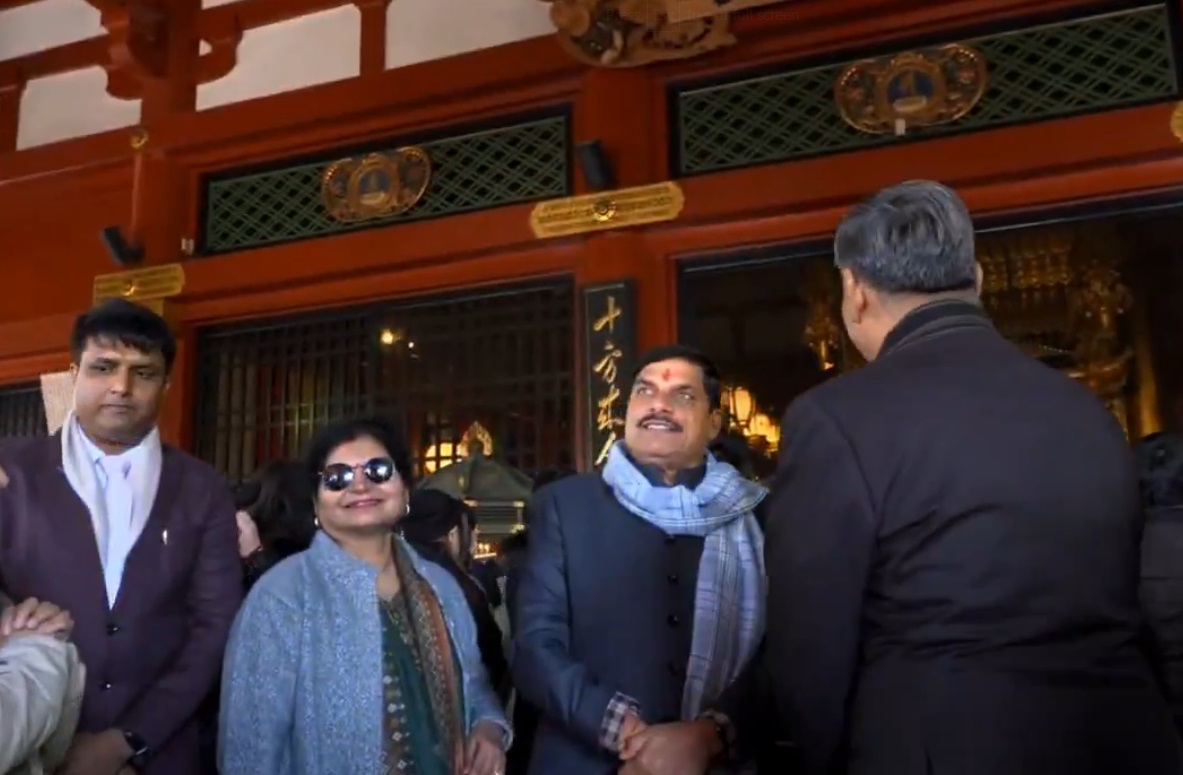 मुख्यमंत्री डॉ. यादव ने जापान के टोक्यो स्थित सेंसोजी मंदिर में भगवान बुद्ध के किये दर्शन मुख्यमंत्री डॉ. यादव ने जापान के टोक्यो स्थित सेंसोजी मंदिर में भगवान बुद्ध के किये दर्शन