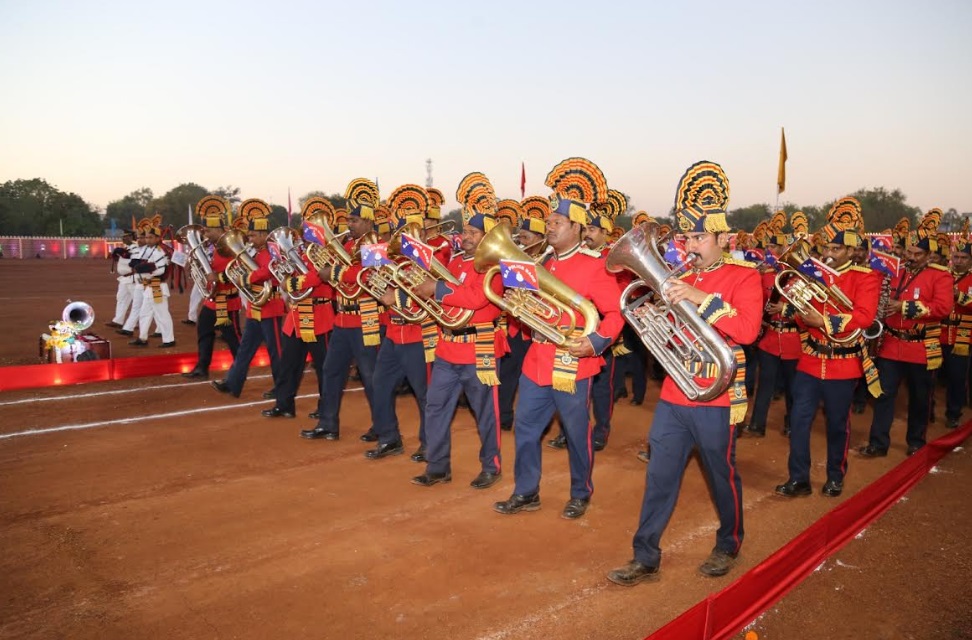 पुलिस ब्रास बैंड के वादकों द्वारा संगीतमय प्रस्तुतियां पुलिस ब्रास बैंड के वादकों द्वारा संगीतमय प्रस्तुतियां