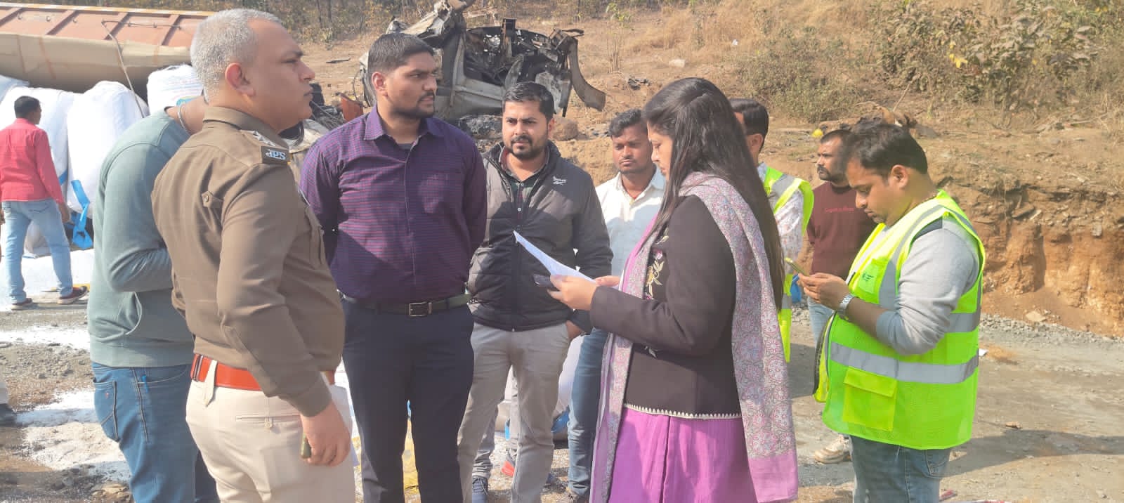 निरीक्षण में शामिल अधिकारी