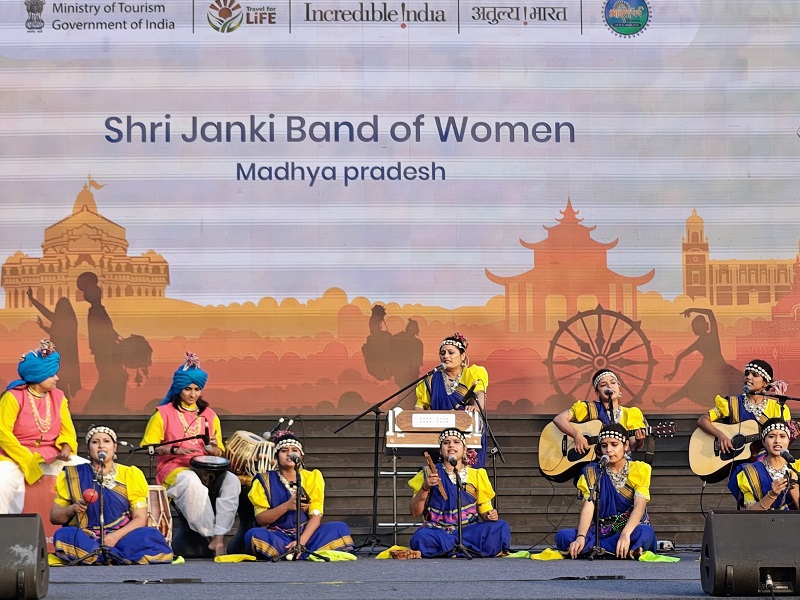नई दिल्ली में भारत पर्व में मध्य प्रदेश संगीत कला की हुई मनमोहक प्रस्तुति नई दिल्ली में भारत पर्व में मध्य प्रदेश संगीत कला की हुई मनमोहक प्रस्तुति