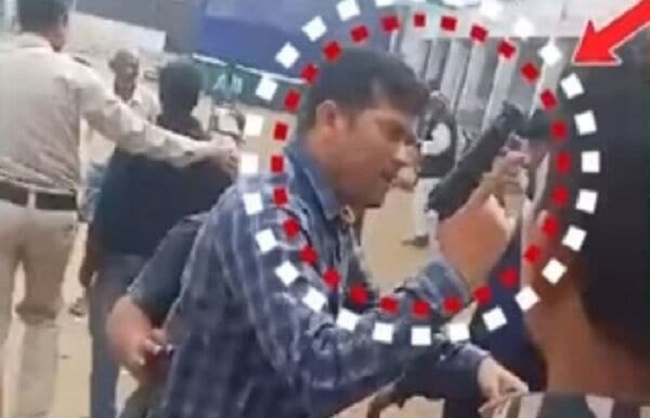 तृणमूल के दो गुट तृणमूल के दो गुट
