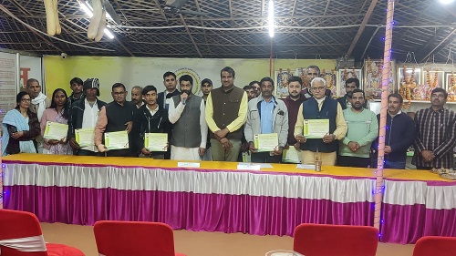गौ आधारित प्राकृतिक कृषि ही निभाएगी राष्ट्र को विश्व गुरु बनाने में मुख्य भूमिका : डॉ अतुल गुप्ता गौ आधारित प्राकृतिक कृषि ही निभाएगी राष्ट्र को विश्व गुरु बनाने में मुख्य भूमिका : डॉ अतुल गुप्ता