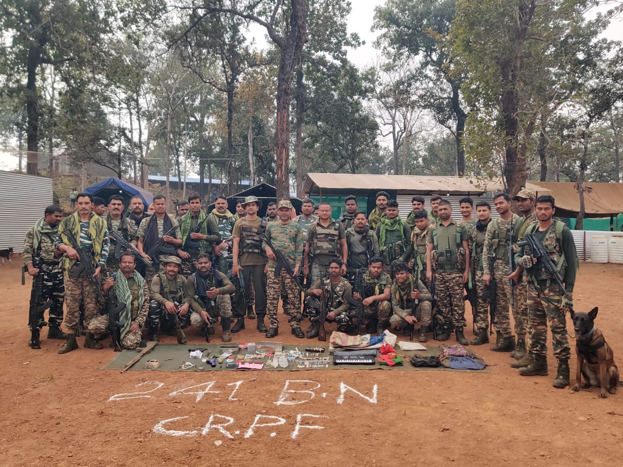 सुकमा : नक्सलियों के डम्प स्थल से भरमार बंदूक सहित विस्फोटक सामाग्री बरामद। सुकमा : नक्सलियों के डम्प स्थल से भरमार बंदूक सहित विस्फोटक सामाग्री बरामद।