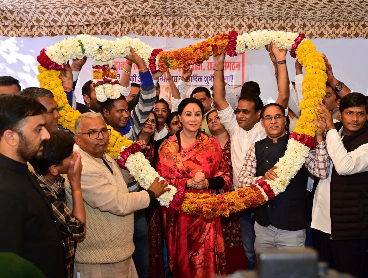 उपमुख्यमंत्री दिया कुमारी का जन्मदिन धूमधाम से मनाया गया उपमुख्यमंत्री दिया कुमारी का जन्मदिन धूमधाम से मनाया गया