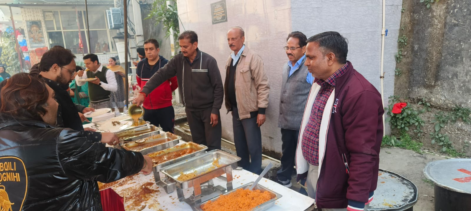 Religious program held on the birth anniversary of Baba Lal Dayal ji, women performed satsang, food was distributed among devotees Religious program held on the birth anniversary of Baba Lal Dayal ji, women performed satsang, food was distributed among devotees