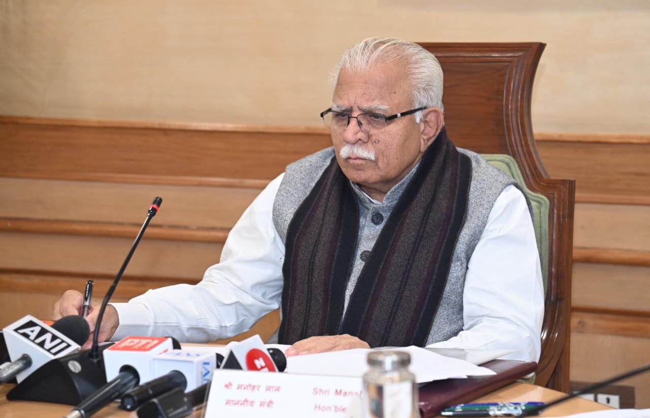 केंद्रीय आवास और शहरी मामलों और बिजली मंत्री मनोहर लाल केंद्रीय आवास और शहरी मामलों और बिजली मंत्री मनोहर लाल