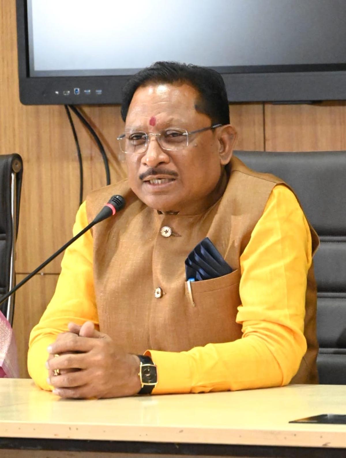 मुख्यमंत्री विष्णु देव साय मुख्यमंत्री विष्णु देव साय