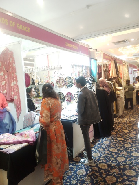 फैशनिस्टा एक्सहिबिशन फैशनिस्टा एक्सहिबिशन