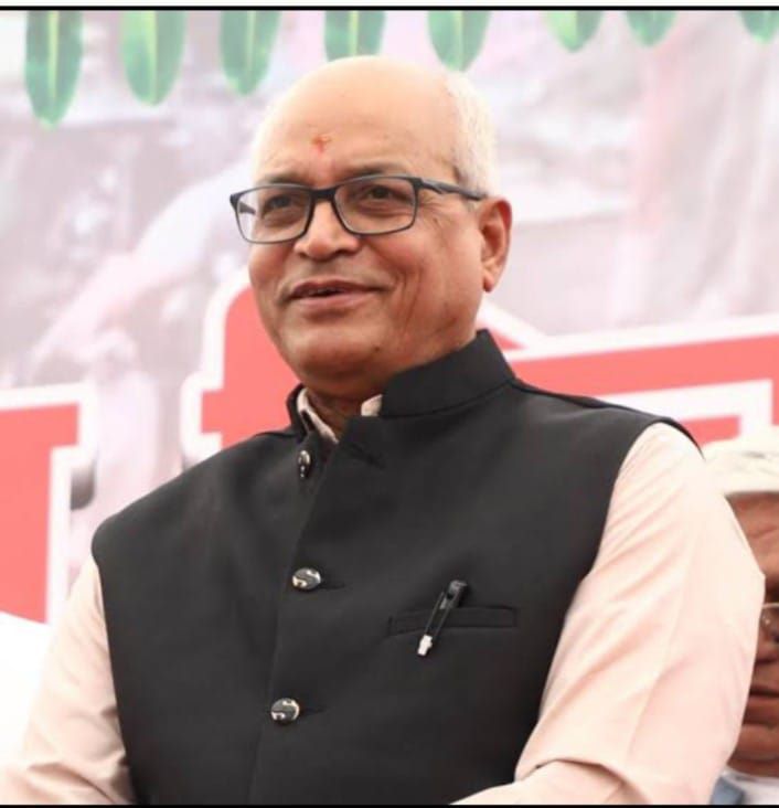 भारतीय किसान संघ के अखिल भारतीय महामंत्री मोहिनी मोहन मिश्र भारतीय किसान संघ के अखिल भारतीय महामंत्री मोहिनी मोहन मिश्र