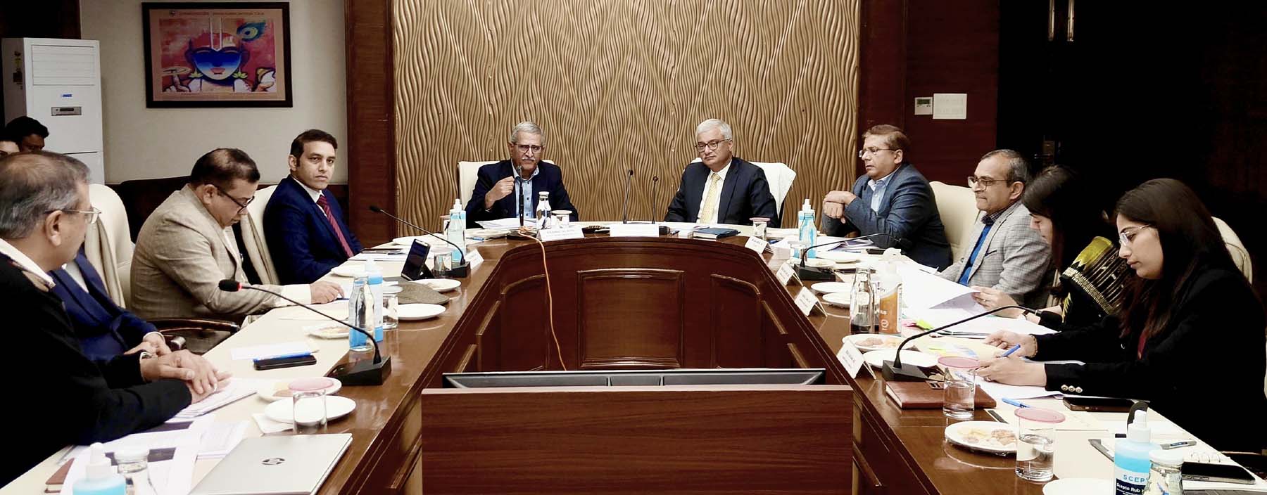 फोटो नंबर-08: गुरुग्राम के विकास से जुड़ी परियोजनाओं को लेकर अधिकारियों की बैठक लेते मुख्य सचिव विवेक जोशी।अ फोटो नंबर-08: गुरुग्राम के विकास से जुड़ी परियोजनाओं को लेकर अधिकारियों की बैठक लेते मुख्य सचिव विवेक जोशी।अ