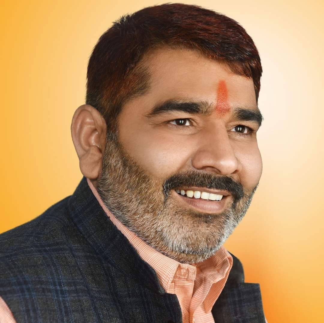 मध्यम वर्ग के लिए मोदी सरकार ने खोला सुविधाओं का पिटारा : सहजानंद राय मध्यम वर्ग के लिए मोदी सरकार ने खोला सुविधाओं का पिटारा : सहजानंद राय