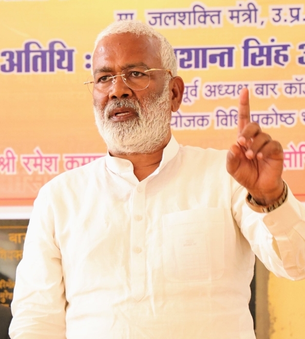 स्वतंत्रदेव सिंह फोटो स्वतंत्रदेव सिंह फोटो