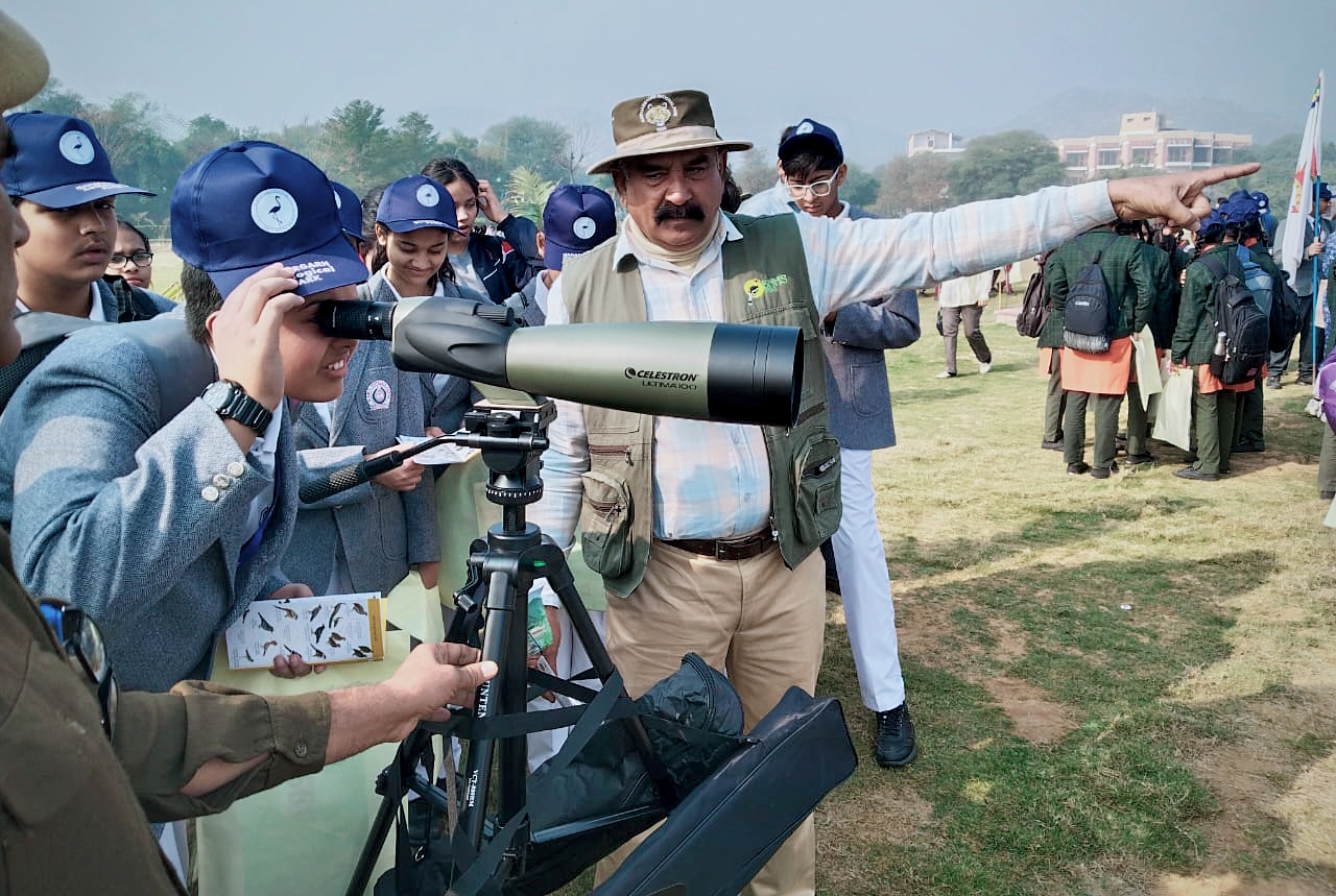 जयपुर बर्ड फेस्टिवल में नौनिहालों ने देखा परिंदों का रंगीन संसार जयपुर बर्ड फेस्टिवल में नौनिहालों ने देखा परिंदों का रंगीन संसार