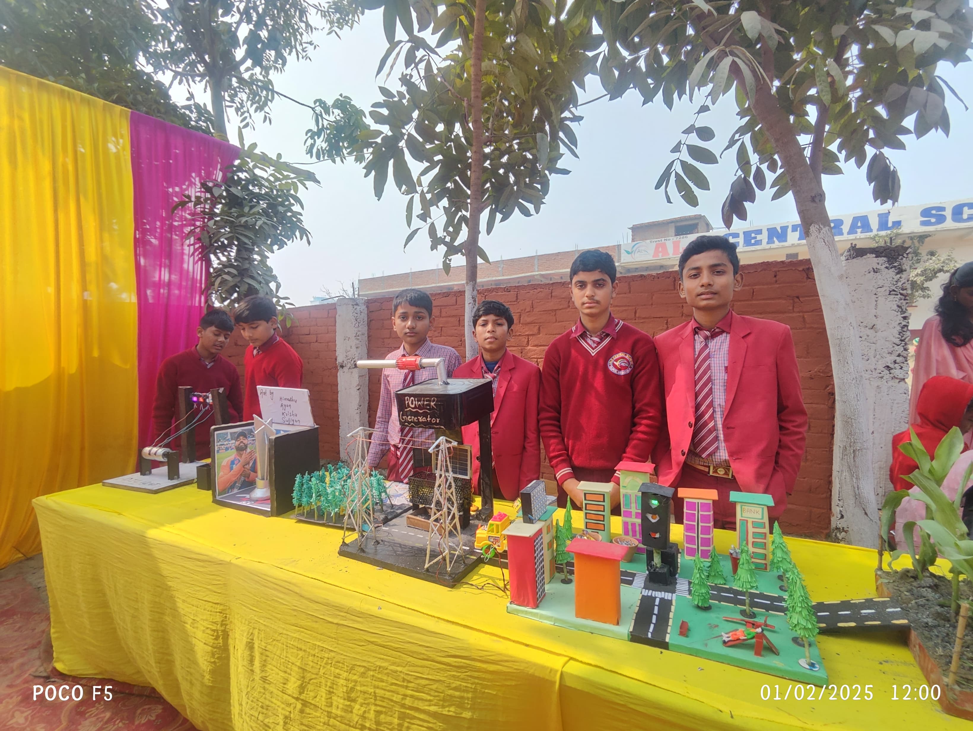 विधार्थियो के अंदर वैज्ञानिक चेतना को बढ़ावा देने हेतु विज्ञान और कला प्रदर्शनी का आयोजन विधार्थियो के अंदर वैज्ञानिक चेतना को बढ़ावा देने हेतु विज्ञान और कला प्रदर्शनी का आयोजन