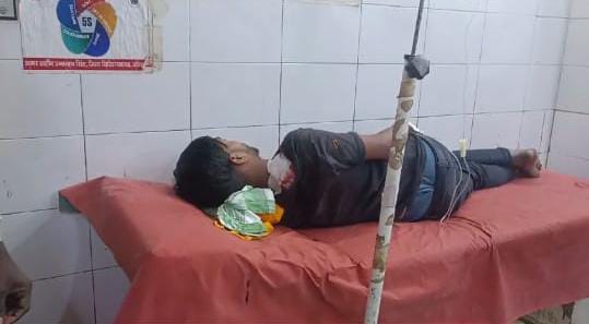 पीएम आवास सर्वे विवाद में चली गोली बीडीसी समेत तीन घायल पीएम आवास सर्वे विवाद में चली गोली बीडीसी समेत तीन घायल
